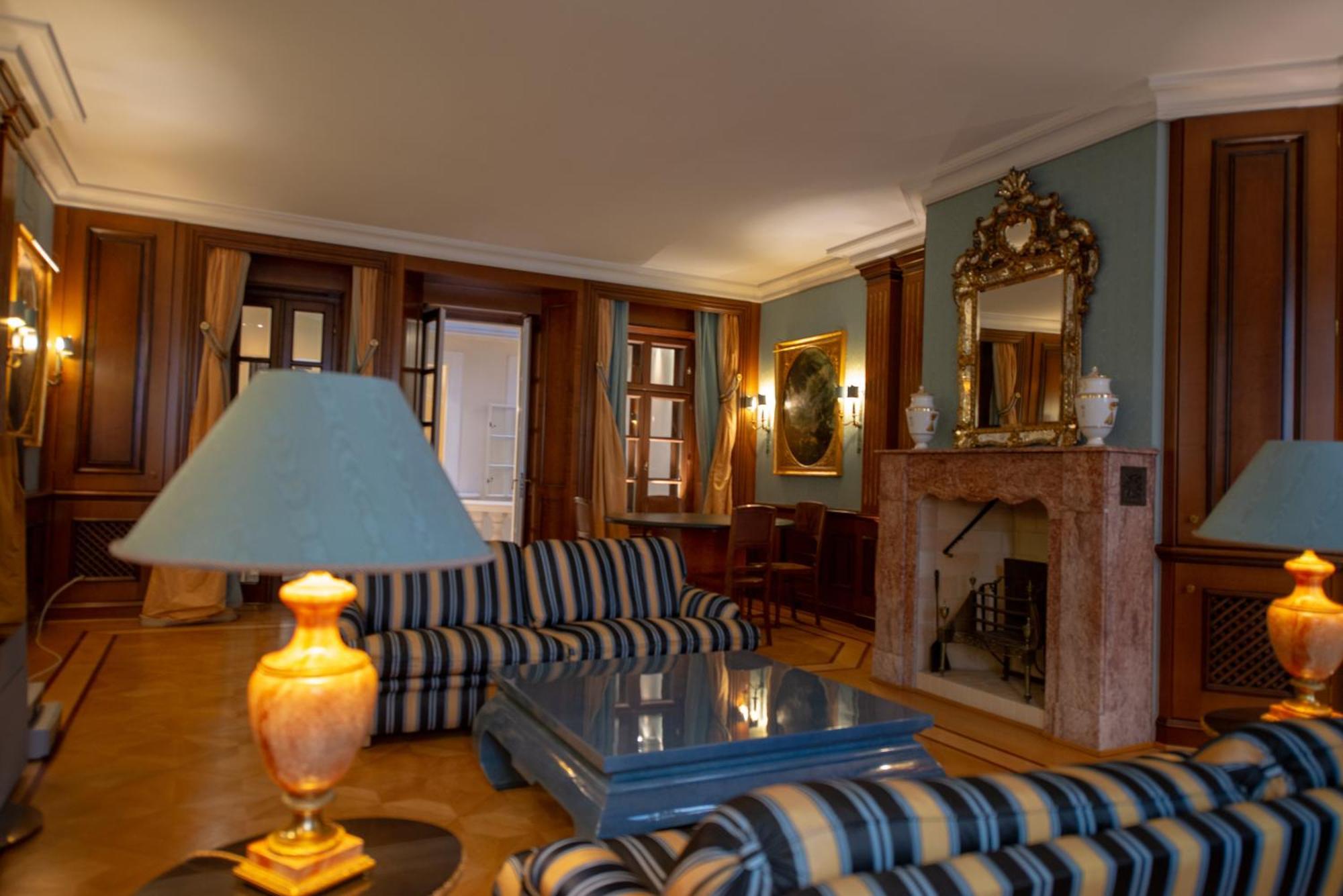Zum Blauen Karpfen Appartement Wenen Buitenkant foto