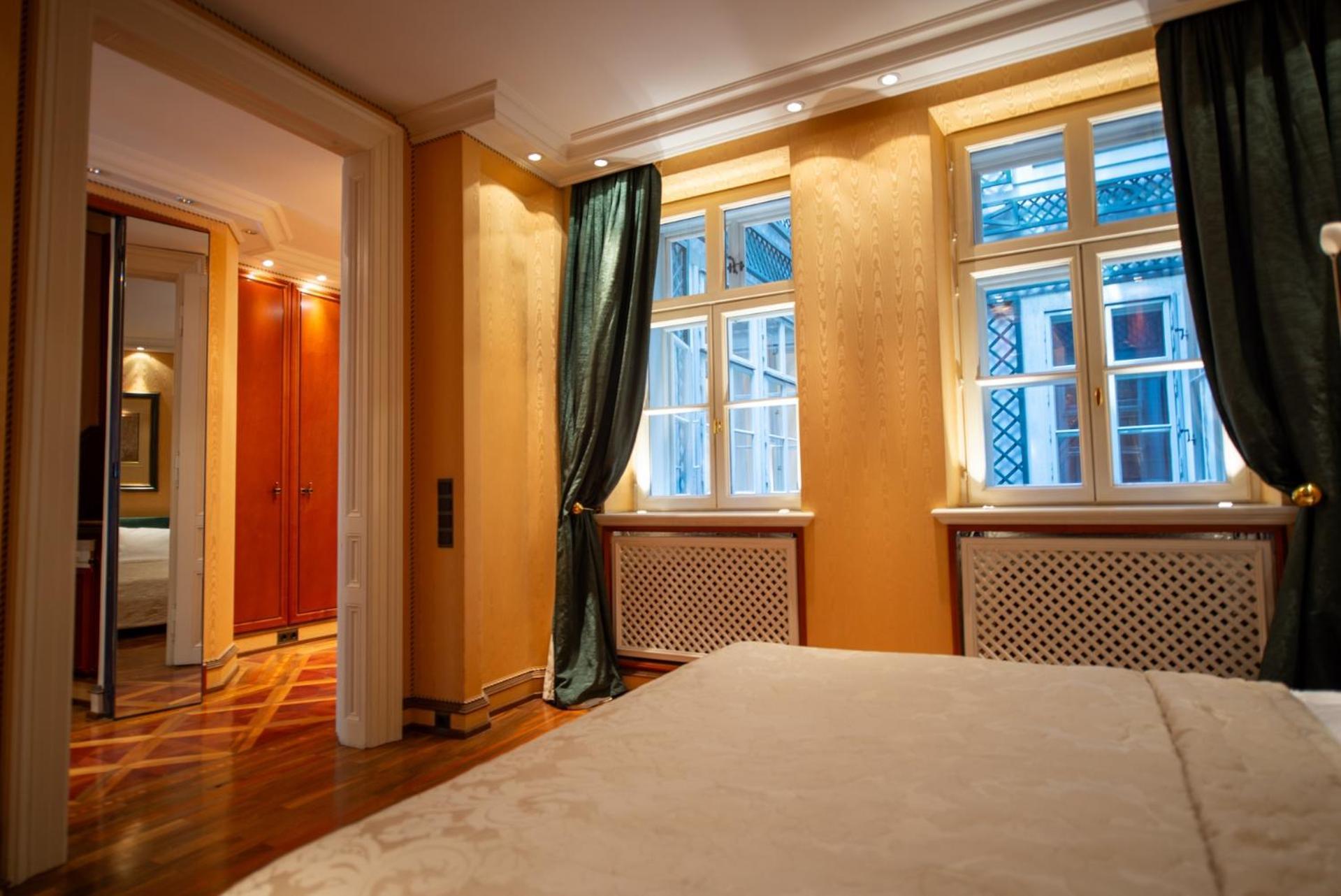 Zum Blauen Karpfen Appartement Wenen Buitenkant foto